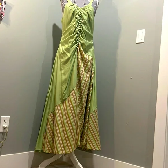 New - Picture 2 of 6